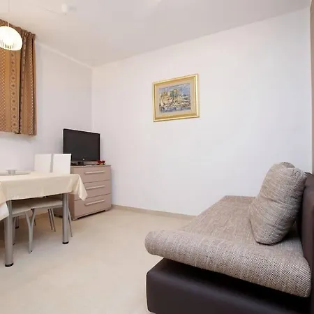 With A Parking Space - 15276 شقة