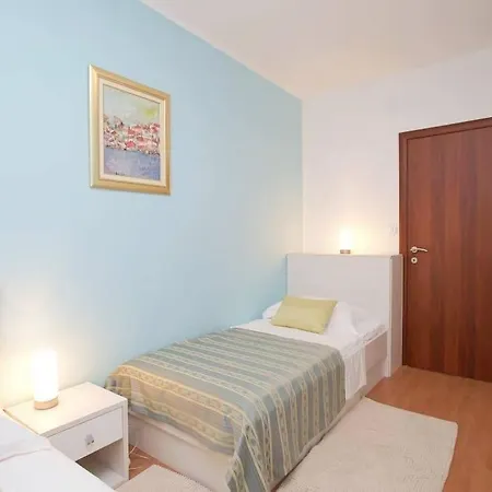 With A Parking Space - 15276 Apartman *